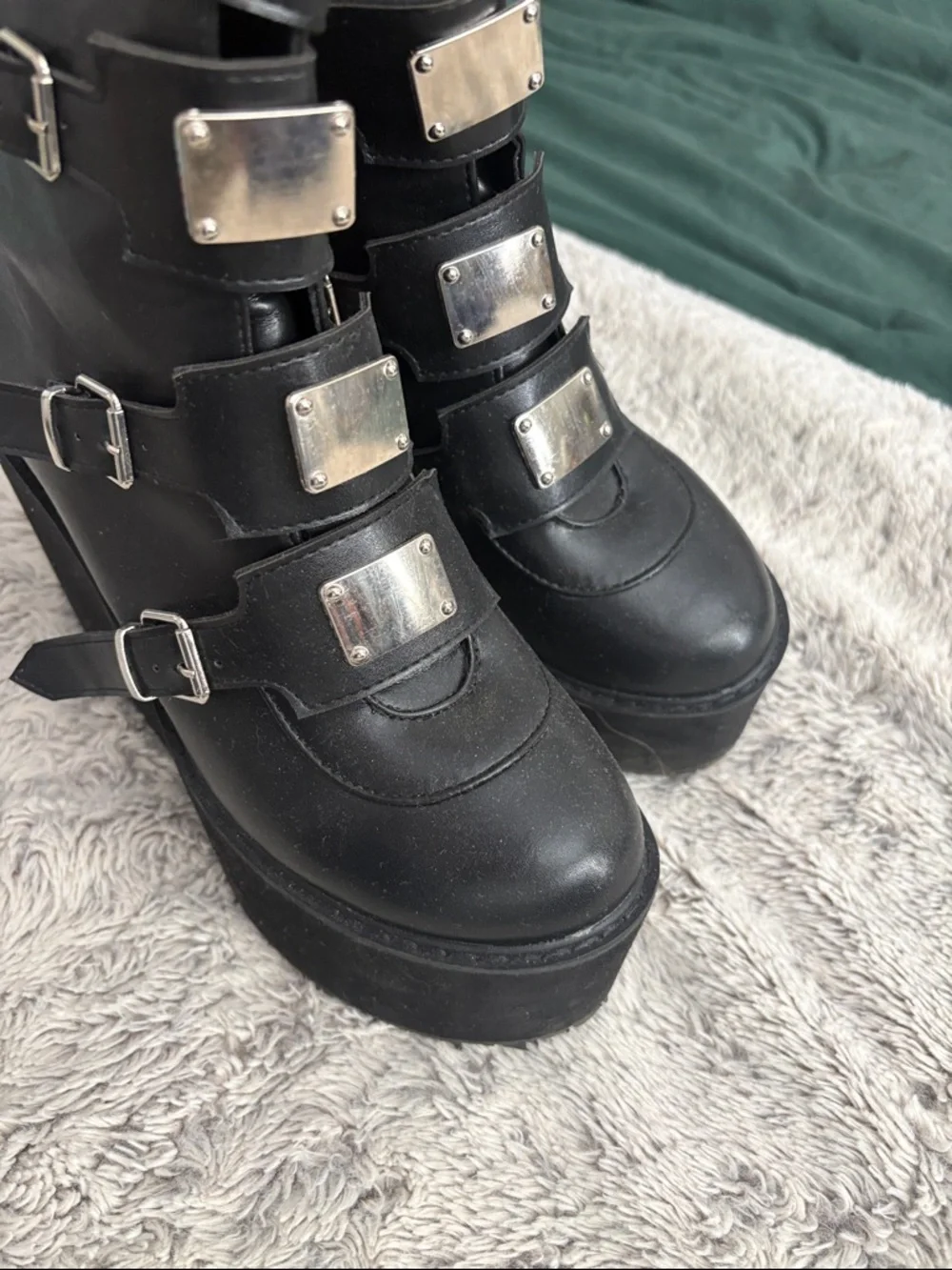 Black Platform Knee-High Buckle Boots - Women - Picture 7 of 7